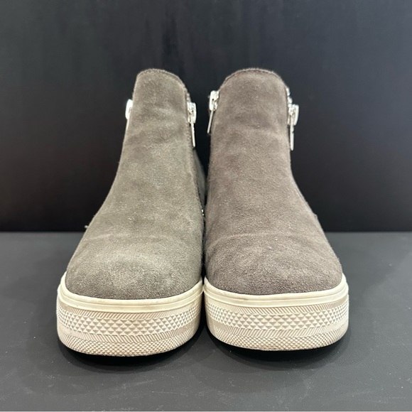 Gray Steve Madden Wedges - Picture 5 of 8